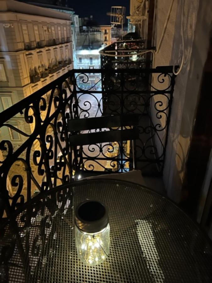 נאפולי La Porta Accanto מראה חיצוני תמונה